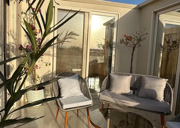 Golden Sunset Haven Apartment Hurghada