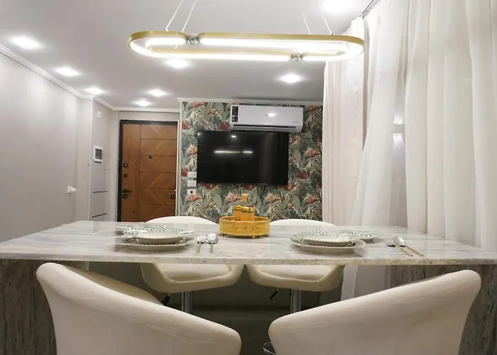 Golden Sunset Haven Apartment Hurghada